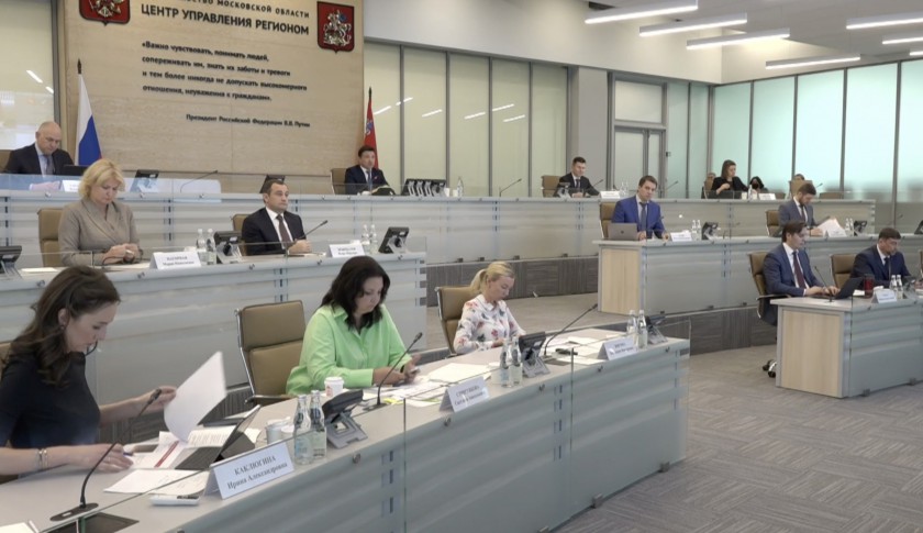 Андрей Воробьев провел заседание регионального правительства с участием глав муниципалитетов