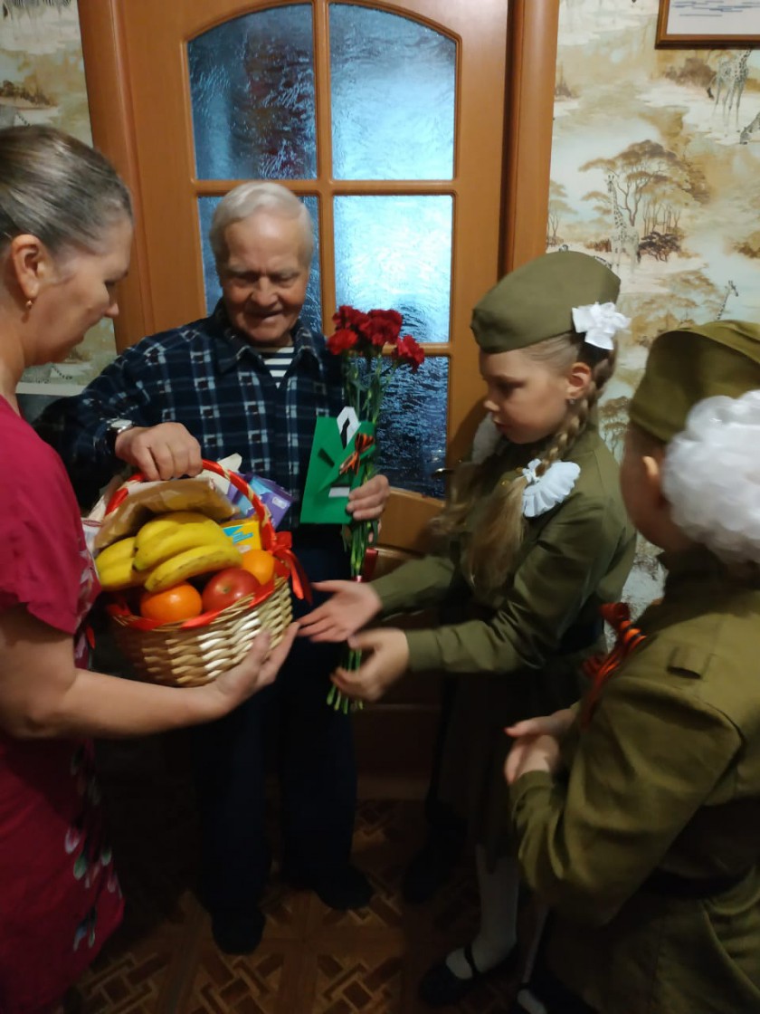 Красногорск поздравляет ветеранов