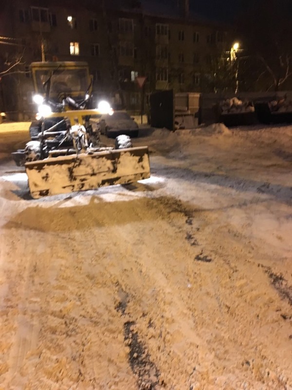 77 единиц спецтехники вышли на уборку снега в городском округе
