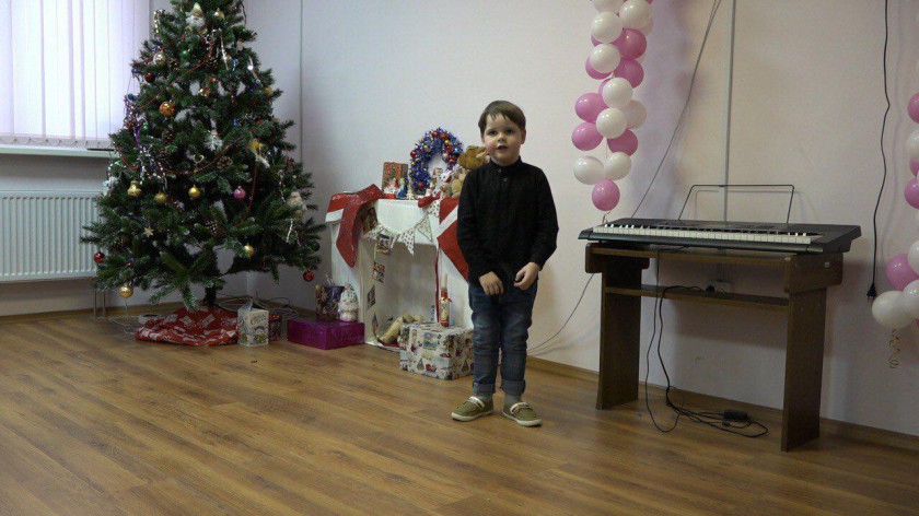 Красногорским детям с ограниченными возможностями здоровья вручили подарки