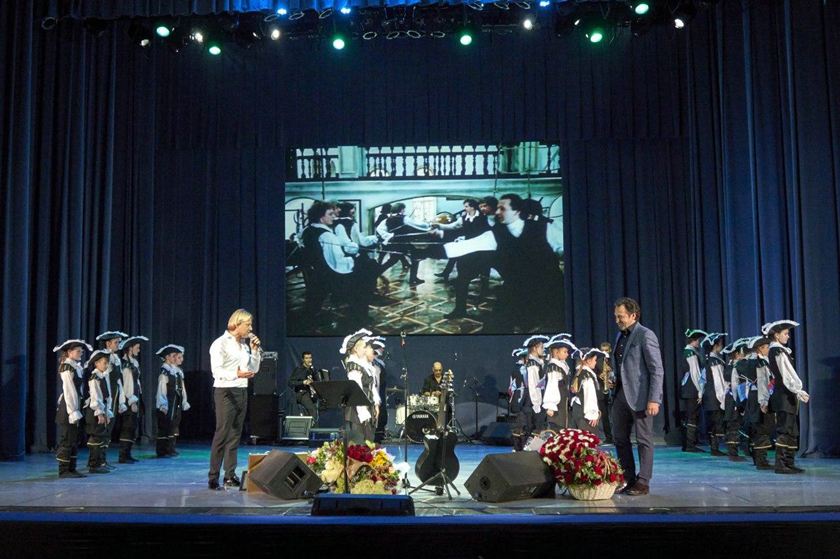 Юбилейный концерт Дмитрия Харатьяна с аншлагом прошел в Красногорске