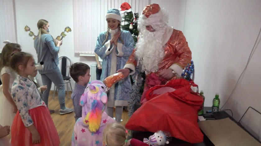 Благотворительный фонд «Добродел» поздравил детей из местной организации «Всероссийского общества инвалидов»