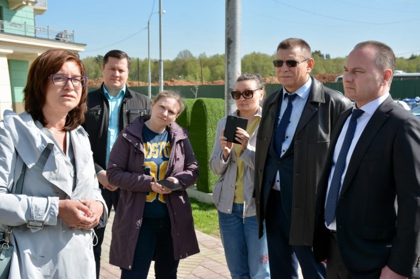 Алексей Спасский встретился с жителями двух ЖК в Отрадненском