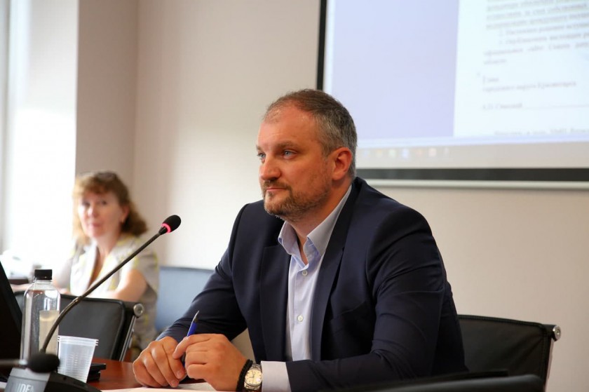 Глава Красногорска принял участие в заседании Совета депутатов