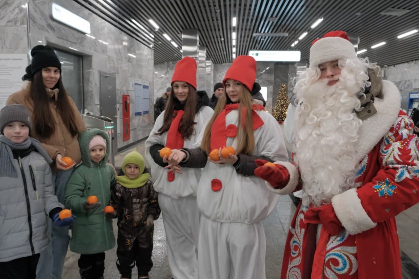 Новогодняя акция прошла на станциях МЦД в Красногорске