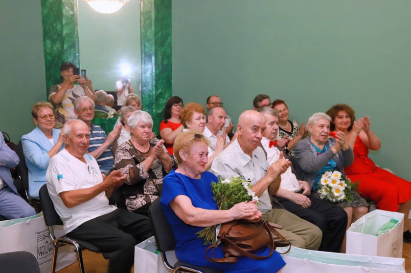 15 семейных пар поздравили с Днём семьи, любви и верности в Красногорске