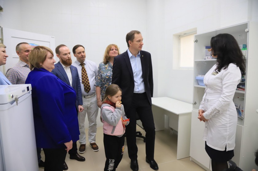 Дмитрий Волков открыл детский сад на 200 мест в поселке Отрадное