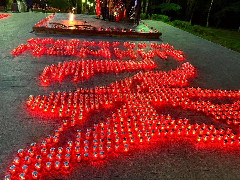 Две тысячи свечей зажгли в Красногорске 22 июня