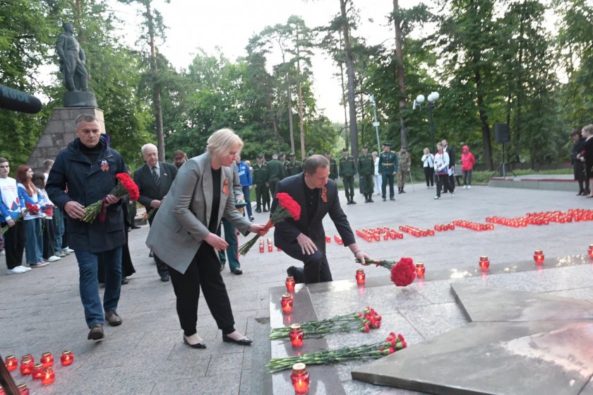 Две тысячи свечей зажгли в Красногорске 22 июня