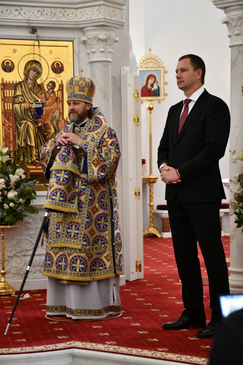 Дмитрий Волков принял участие в Божественной литургии, посвященной празднованию 91-летия округа