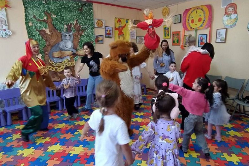 В красногорском  ДК «Луч» прошло интерактивное мероприятие «Весёлая Масленица»