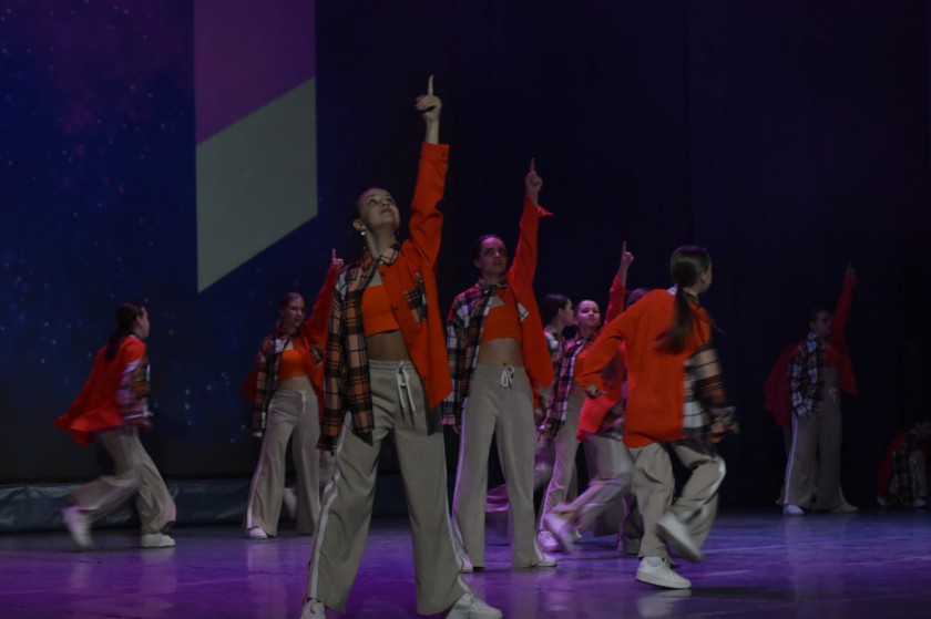 Студия современного танца "Flash Dance" выступила с отчетным концертом