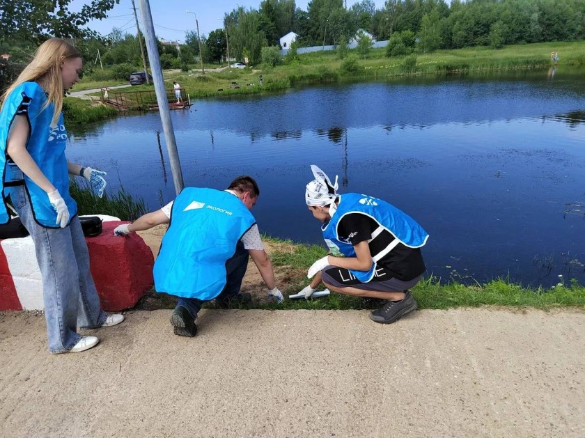 Экологический субботник состоялся в рамках акции «Вода России» 29 июня