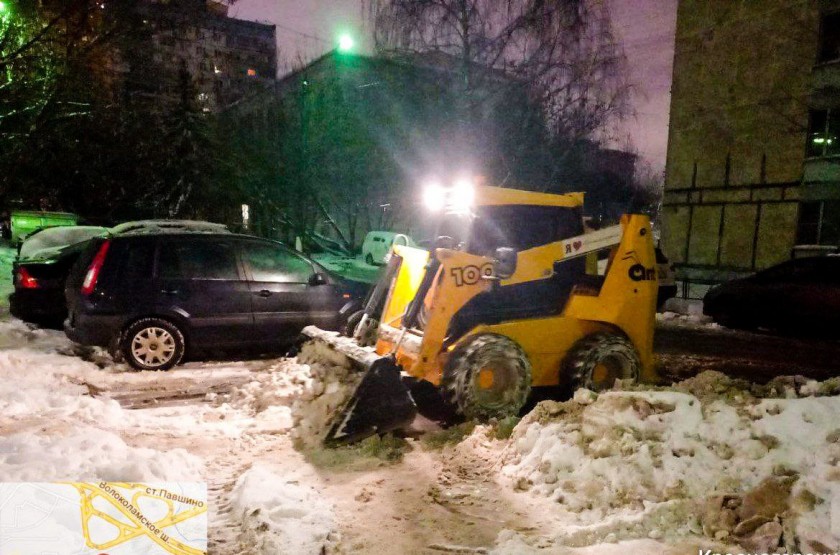 На территории городского округа Красногорск продолжается уборка снега