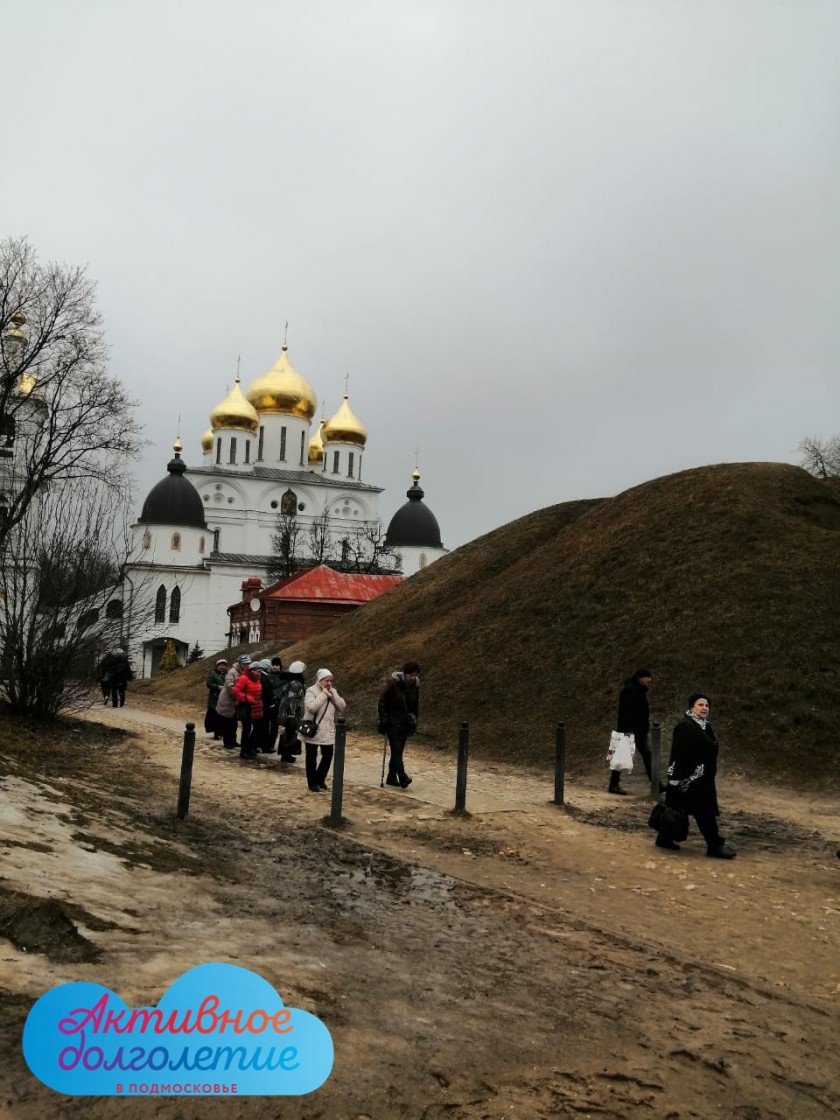 Пенсионеры из Красногорска посетили Дмитровский кремль