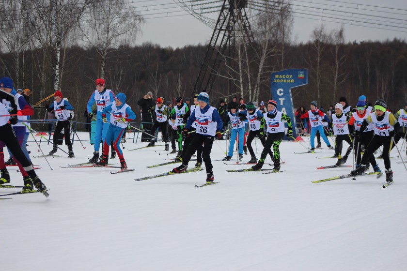 «Национальный триатлон-2022» - в Красногорске провели благотворительный лыжный забег
